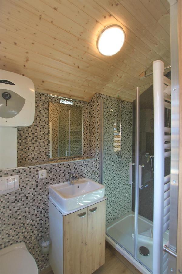 Tiny Joy Tiny House Auf Dem Campingplatz Strandgut Campsite